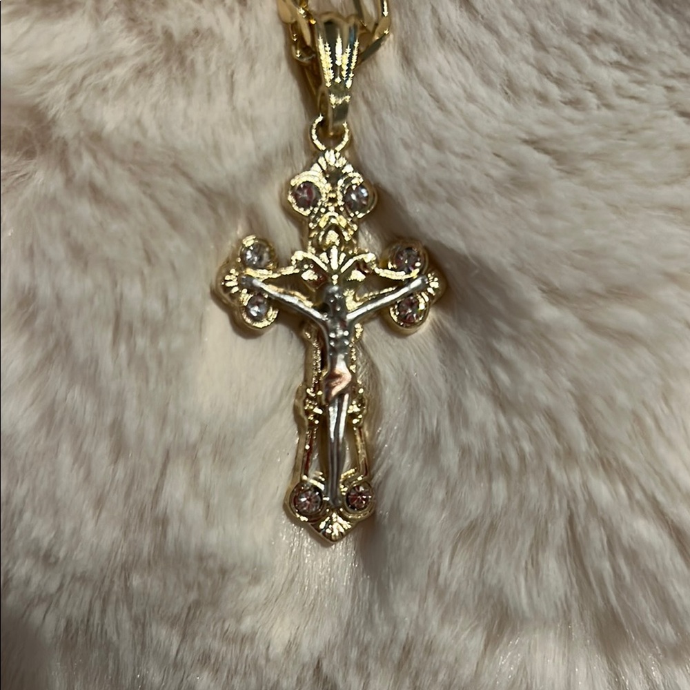 Ornate Gold Crucifix Necklace